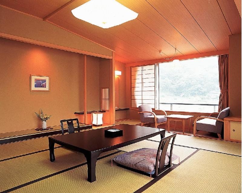 Hirugami Grand Hotel Tenshin Ати Экстерьер фото